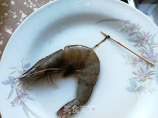 糖醋虾的做法步骤：2