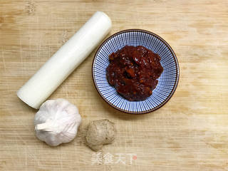 子排鸡爪煲的做法步骤:4
