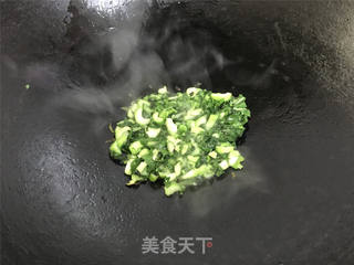 青菜鸡蛋炒饭的做法步骤：6