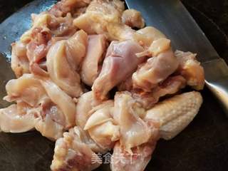 台式三杯鸡的做法步骤：1