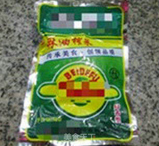 榨菜丝西葫芦炒面的做法步骤：3