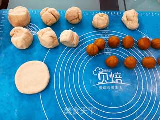 金沙奶黄包的做法步骤:4