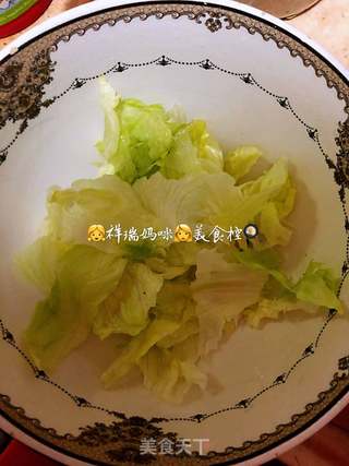 腊月二十三小年 花团锦簇之金枪鱼杂菜沙拉的做法步骤:3