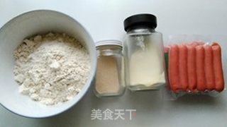 烤肠馒头卷的做法步骤：1