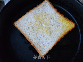 牛肉烤肠三明治的做法步骤:2