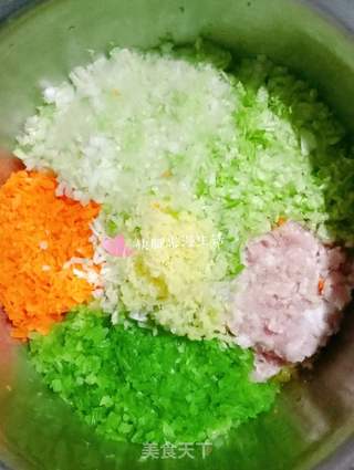 小年饺子的做法步骤:2
