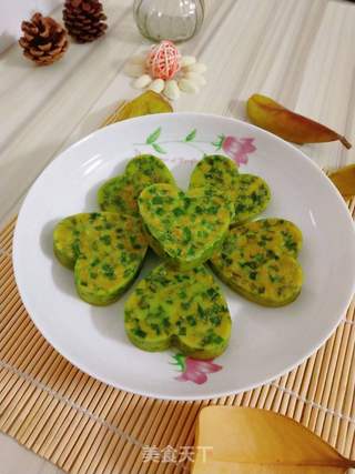 韭菜鸡蛋❤️型饼的做法步骤:12