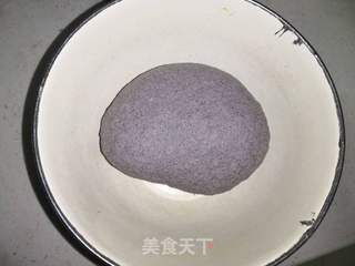 #面食#黑米面莲蓉包的做法步骤:4