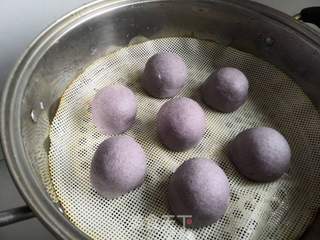 #面食#黑米面莲蓉包的做法步骤:16