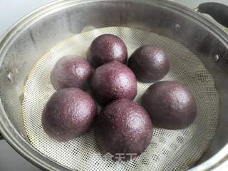#面食#黑米面莲蓉包的做法步骤:17