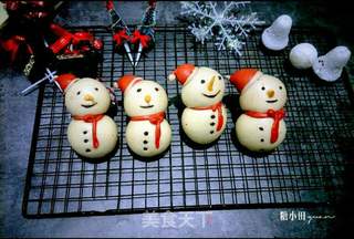 雪人棒棒糖馒头的做法步骤:17