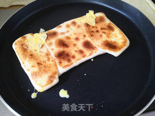 鸡蛋灌饼的做法步骤:7