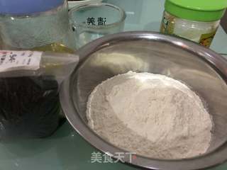 油香的做法步骤：1
