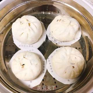 马菜鲜肉包的做法步骤:10