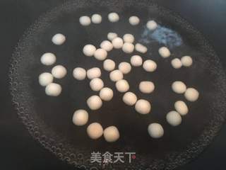 苹果酒酿元宵羹的做法步骤:3