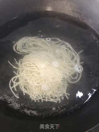 三丝炒面的做法步骤:4
