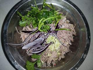 手撕牛肉的做法步骤:7