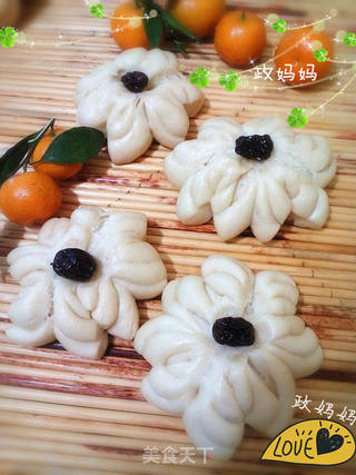 菊花馒头的做法步骤:10