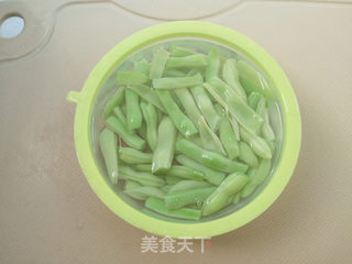 蒜香白豆角的做法步骤:5