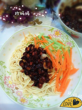 香菇肉酱拌面的做法步骤:10