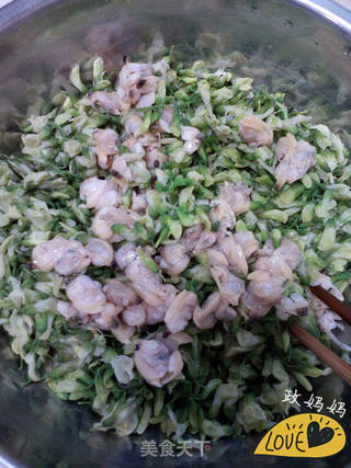 槐花蛤蜊饼的做法步骤:6