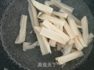 茄汁莲藕条的做法步骤:4