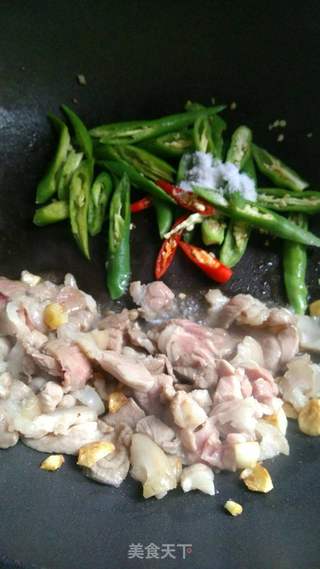 农家小炒肉盖码饭的做法步骤：4