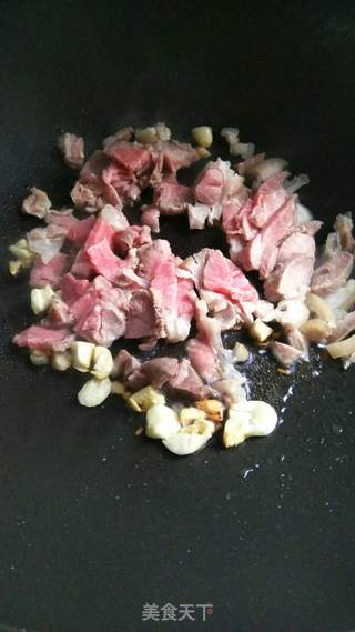 农家小炒肉盖码饭的做法步骤：3