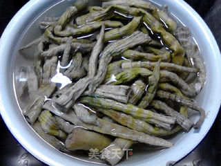 泡发竹笋干的做法步骤:8