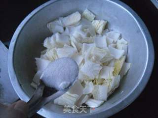 速腌辣白菜的做法步骤：3