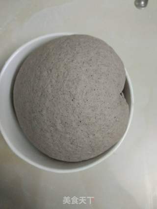 红糖黑米馒头的做法步骤：3