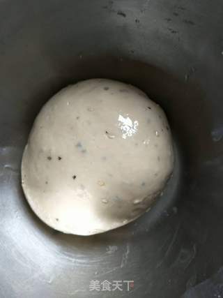 麻花的做法步骤：4