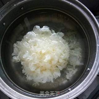 #年味# 银耳红桔羹的做法步骤:3