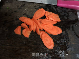 冬笋烧鱼丸的做法步骤:3