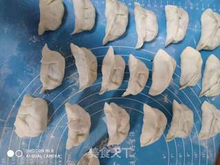三鲜馅饺子的做法步骤:9