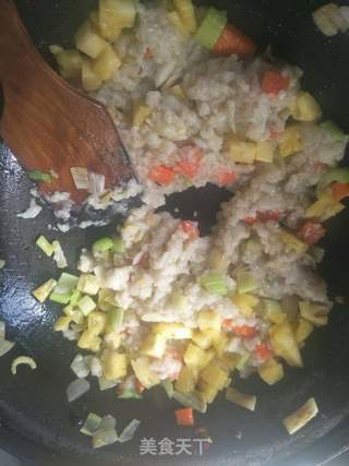 菠萝炒饭的做法步骤:5