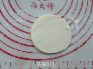 小猪豆沙包的做法步骤:8