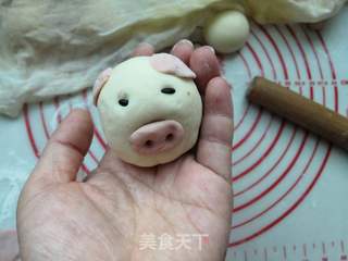 小猪豆沙包的做法步骤:16