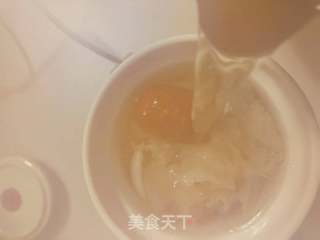 银耳莲子羹的做法步骤:4