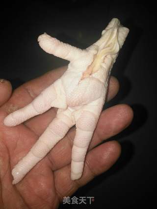 柠檬泡椒鸡爪的做法步骤:2