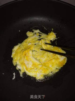 蛋炒饭的做法步骤:3