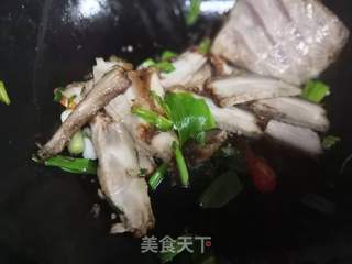 爆炒五香肉的做法步骤：3