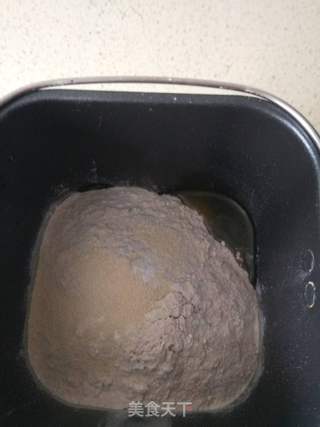 火红豆沙面包的做法步骤:5