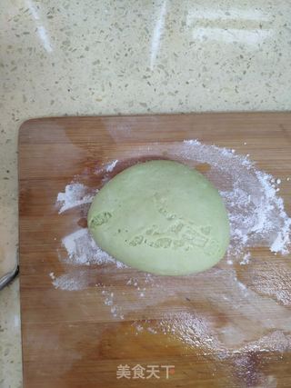 翡翠白菜饺的做法步骤:2