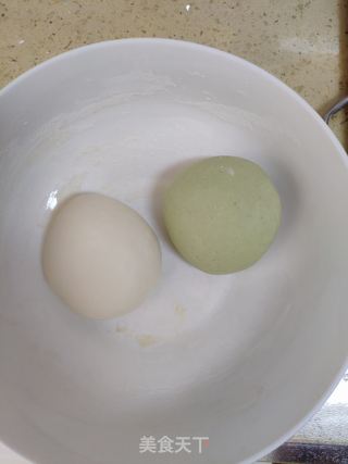 翡翠白菜饺的做法步骤:3