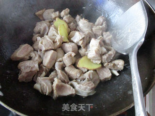 红烧牛腩盖浇面的做法步骤:4