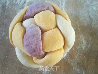 绣球馒头的做法步骤:25