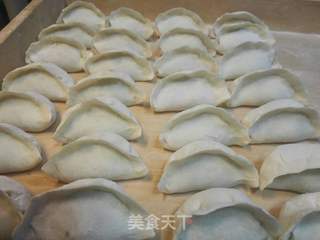 猪肉芹菜盒子的做法步骤:27