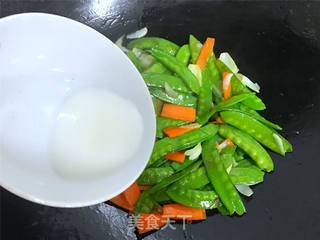 百合荷兰豆的做法步骤:8