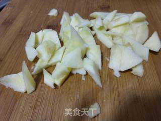 苹果酸奶鸡蛋饼的做法步骤：2